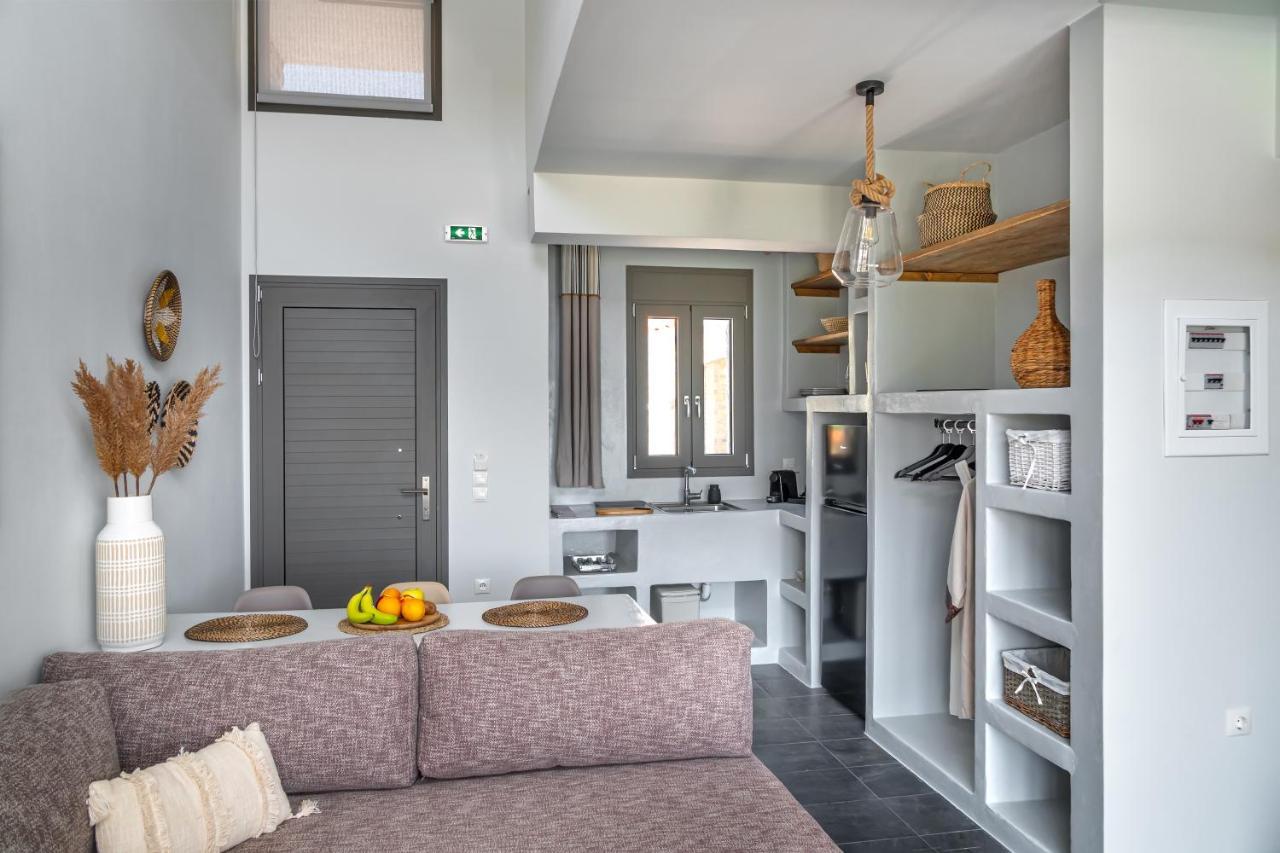 La Perla Suites Agioi Apostoloi  Ngoại thất bức ảnh
