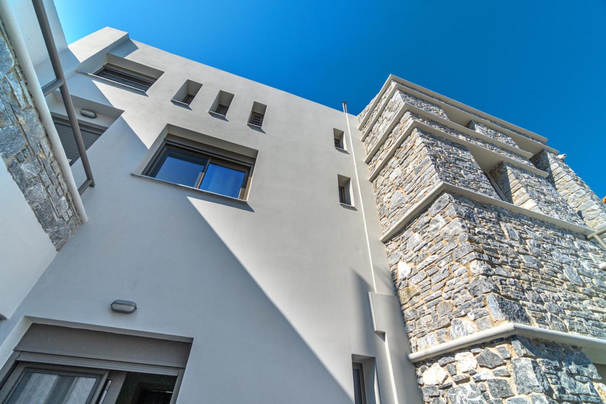 La Perla Suites Agioi Apostoloi  Ngoại thất bức ảnh