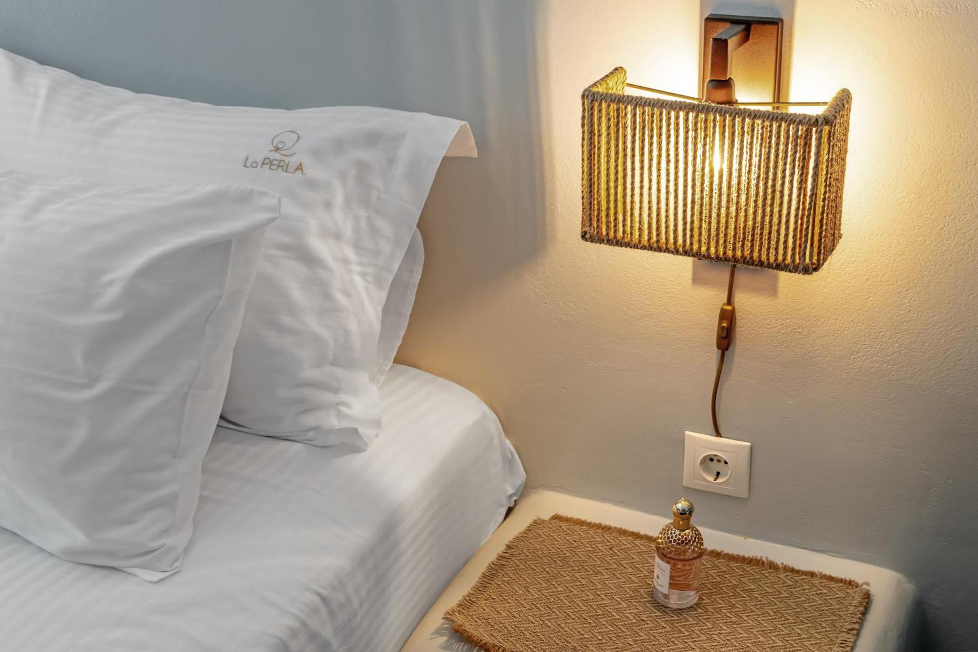 La Perla Suites Agioi Apostoloi  Ngoại thất bức ảnh